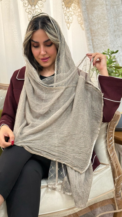 خرید شال توری دو جنس | ترکیب توری و نخی چروک